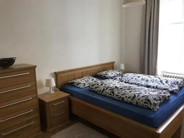 Amazing City Center Apartment With Balcony